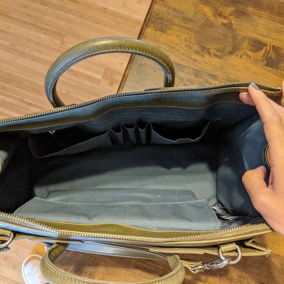 Matt & Nat Tacoma Medium olive - Picture 2 of 4